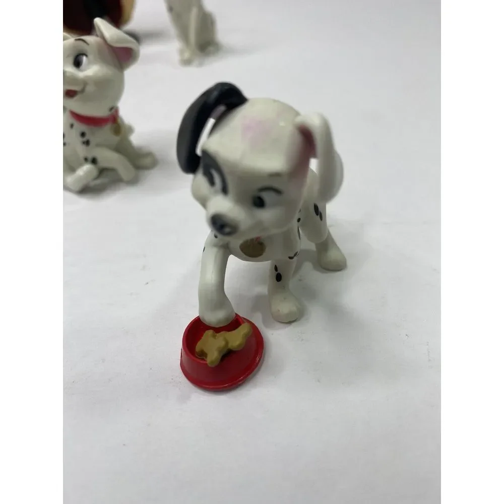 Cruella Dalmatians‎ Small Plastic Figures Pool Play Bathtub Cute Set HG9